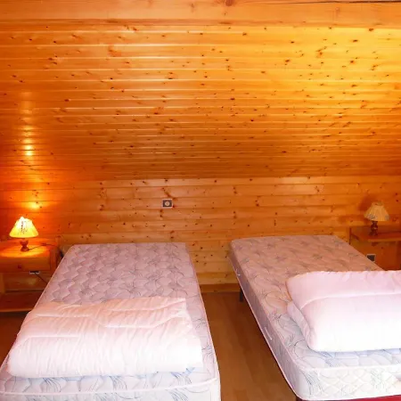 Vakantiehuis Spacieux A Avec Terrasse Et Equipements Familiaux - Fr-1-589-65