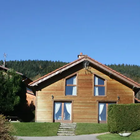 Spacieux A Avec Terrasse Et Equipements Familiaux - Fr-1-589-65 *