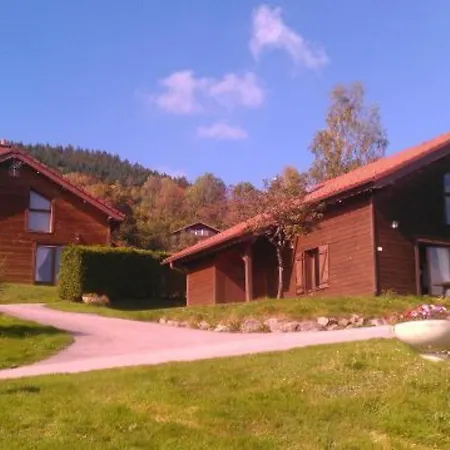 Vakantiehuis Spacieux A Avec Terrasse Et Equipements Familiaux - Fr-1-589-65