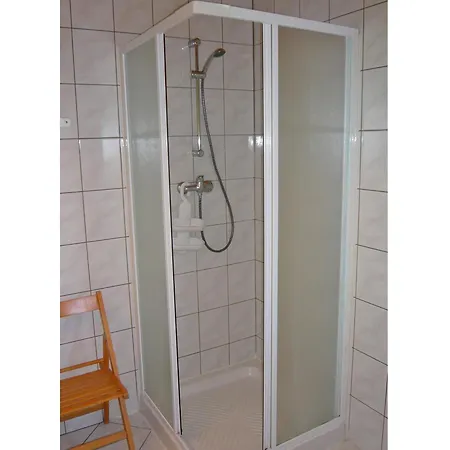 Holiday home Spacieux A Avec Terrasse Et Equipements Familiaux - Fr-1-589-65 *