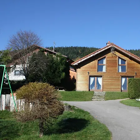 Vakantiehuis Spacieux A Avec Terrasse Et Equipements Familiaux - Fr-1-589-65