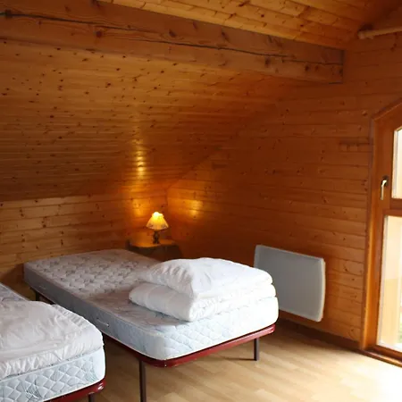 Holiday home Spacieux A Avec Terrasse Et Equipements Familiaux - Fr-1-589-65